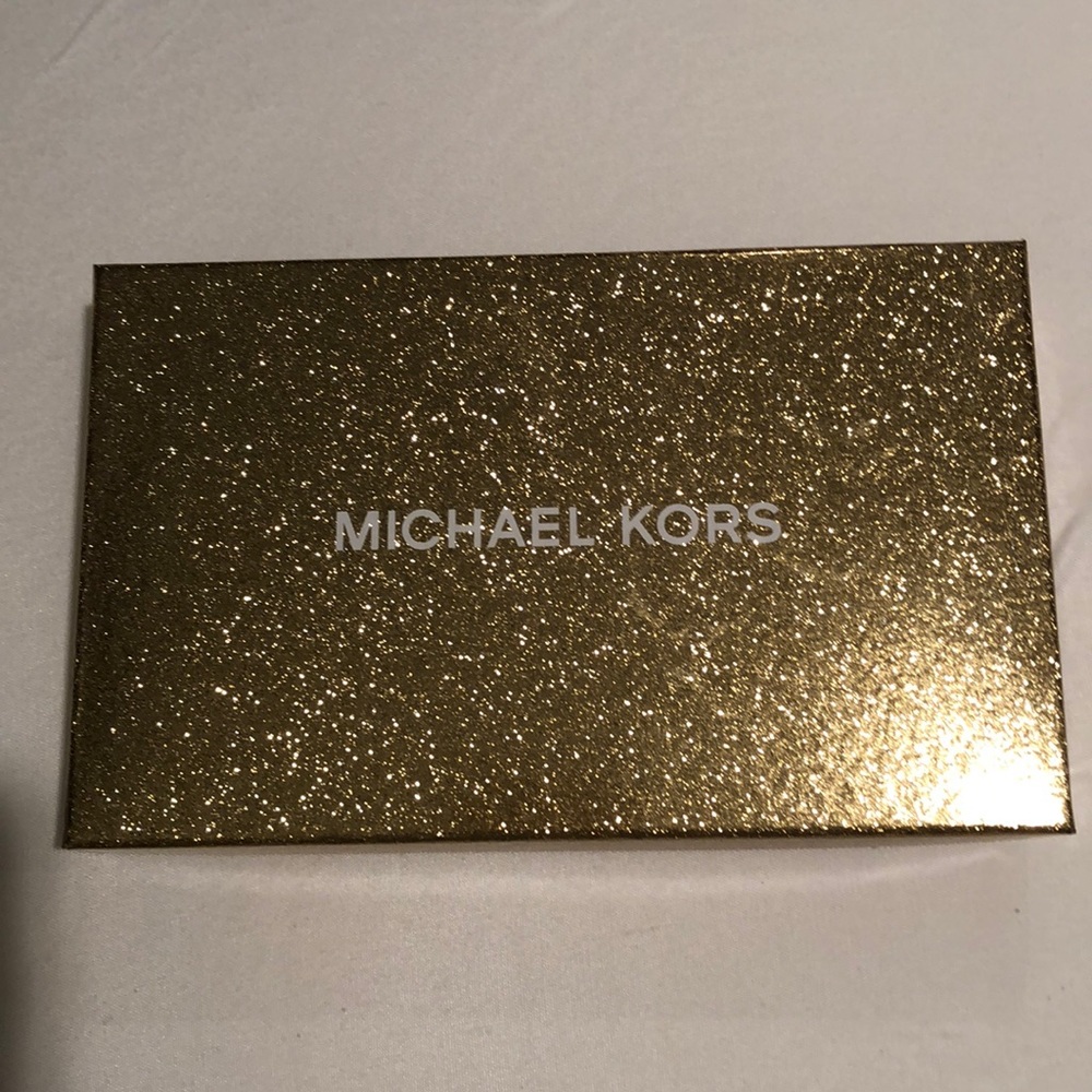 Michael Kors wristlet